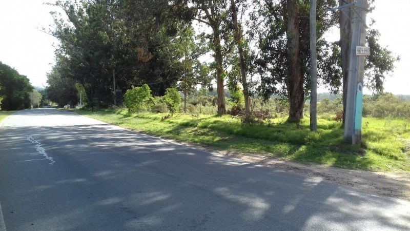 960 m2. en Miramar Acres 